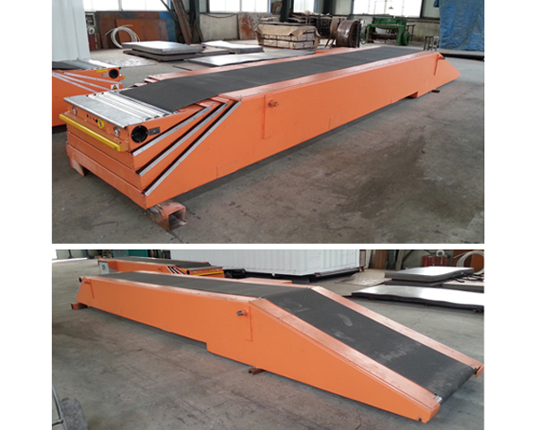 伸縮膠帶輸送機(jī)